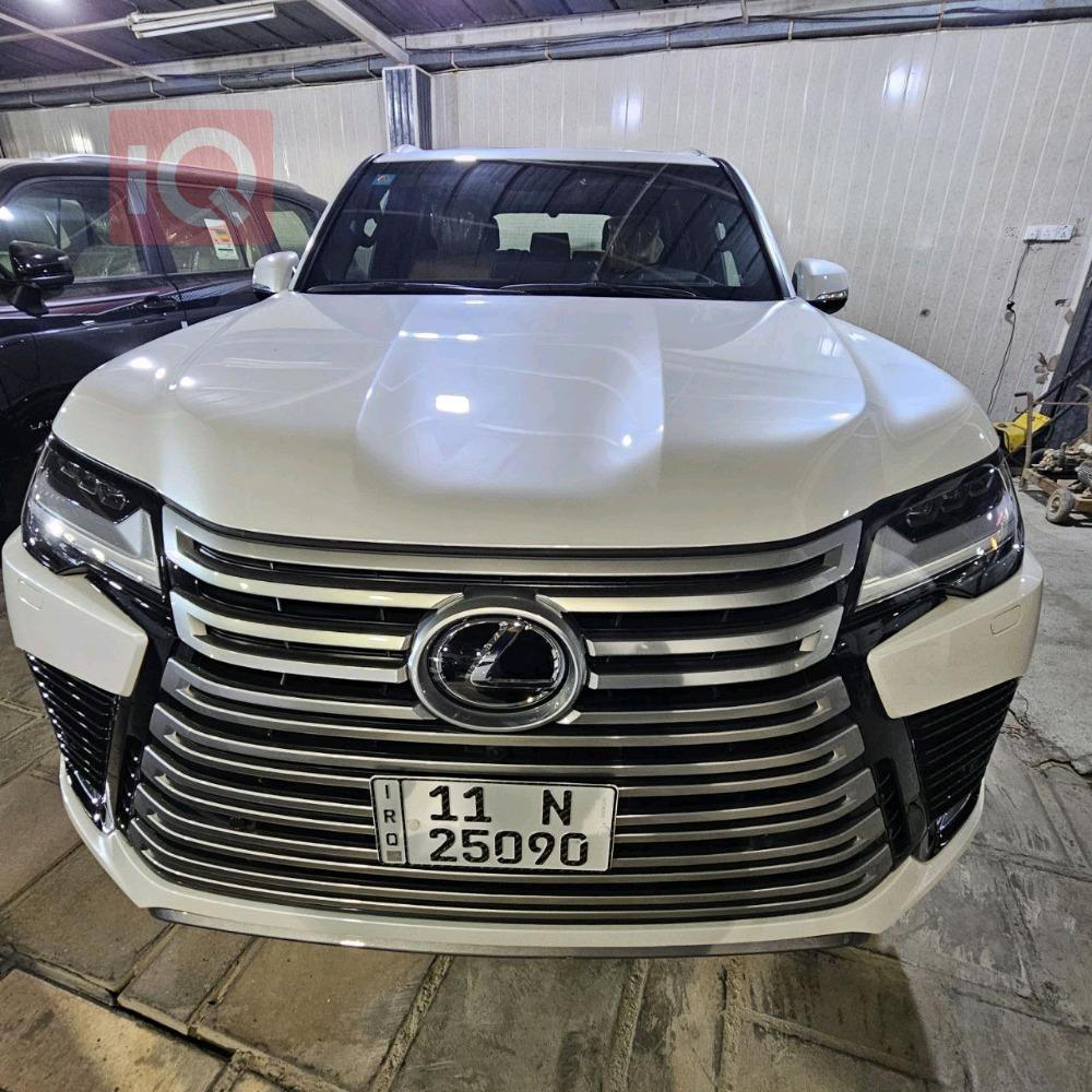 Lexus LX